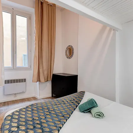 Vieille - Parking, 5 Pers, Ac, Wifi